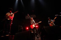 夜の本気ダンス（Photo by HOSHINA OGAWA）