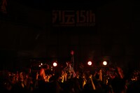 夜の本気ダンス（Photo by HOSHINA OGAWA）