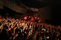 夜の本気ダンス（Photo by HOSHINA OGAWA）