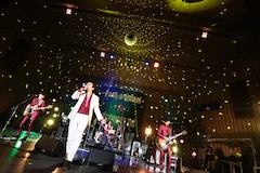 愛があふれてしょうがねえ Scoobie Doが野音をダンスホールに 音楽ナタリー 愛があふれてしょうがねえ Scoobie Doが野音をダンスホールに 音楽ナタリー