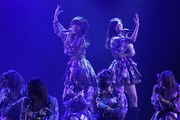 10月4日に行われたミッドナイト公演の様子。(c)AKS
