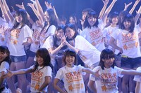 劇場デビュー7周年記念公演の様子。(c)AKS