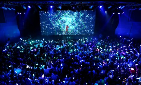 EGOIST「“A live is worth a thousand pix” EGOIST Live in Shanghai  2015」の様子。(写真提供:ソニー・ミュージックレコーズ)