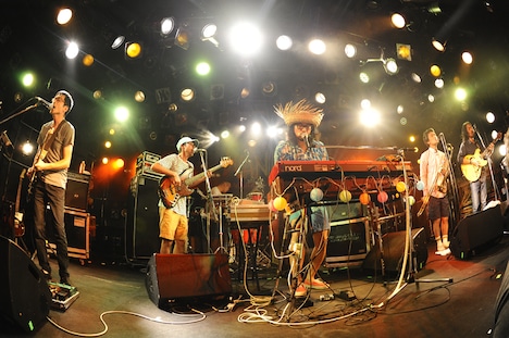 YOUR SONG IS GOOD（Photo by Yuji Honda ）