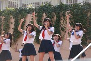 10月4日に神奈川・トレッサ横浜で行われたシングル「ビーマイ☆ゾンビ」キャンペーンの様子。（写真提供：MAGES.）
