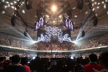 Perfume「Perfume Anniversary 10days 2015 PPPPPPPPPP『LIVE 3：5：6：9』」9月27日公演の様子。（撮影：柴田恵理）