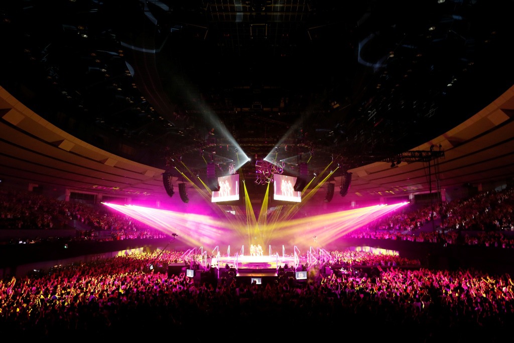 Perfume Anniversary 10days 2015 PPPPPPPPPP「LIVE 3：5：6：9」10月7日 広島グリーンアリーナ公演の様子。（撮影：三吉ツカサ）