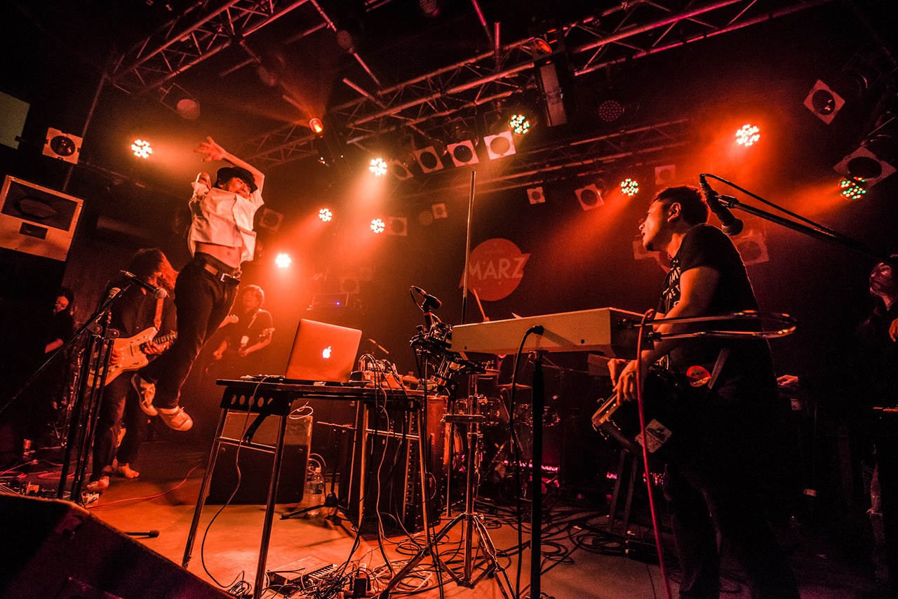 あらかじめ決められた恋人たちへ（photo by Hiroshi Oshikata）