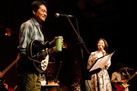 左から堀込泰行と畠山美由紀。（撮影：石川拓也）