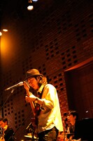 おおはた雄一（G）（撮影：石川拓也）