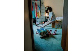 野本かりあ「KARIA NOMOTO F」より、田村玲央奈の作品。