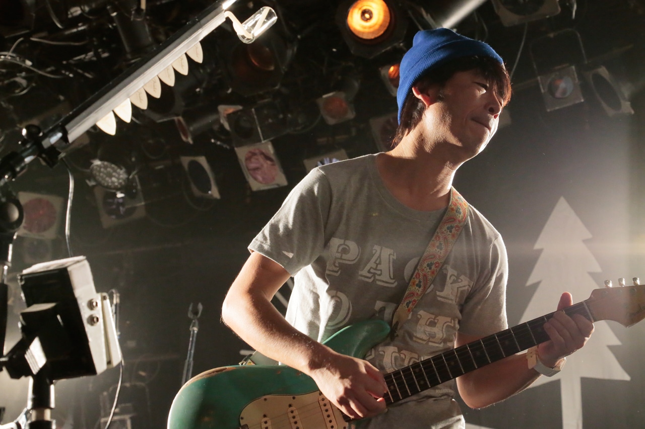 桜井秀俊（G, Vo）（Photo by eri shibata）