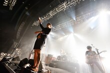 Nothing's Carved In Stone「Nothing's Carved In Stone MAZE×MAZE TOUR」東京・Zepp Tokyo公演の様子。（Photo by RUI HASHIMOTO[Sound Shooter]）