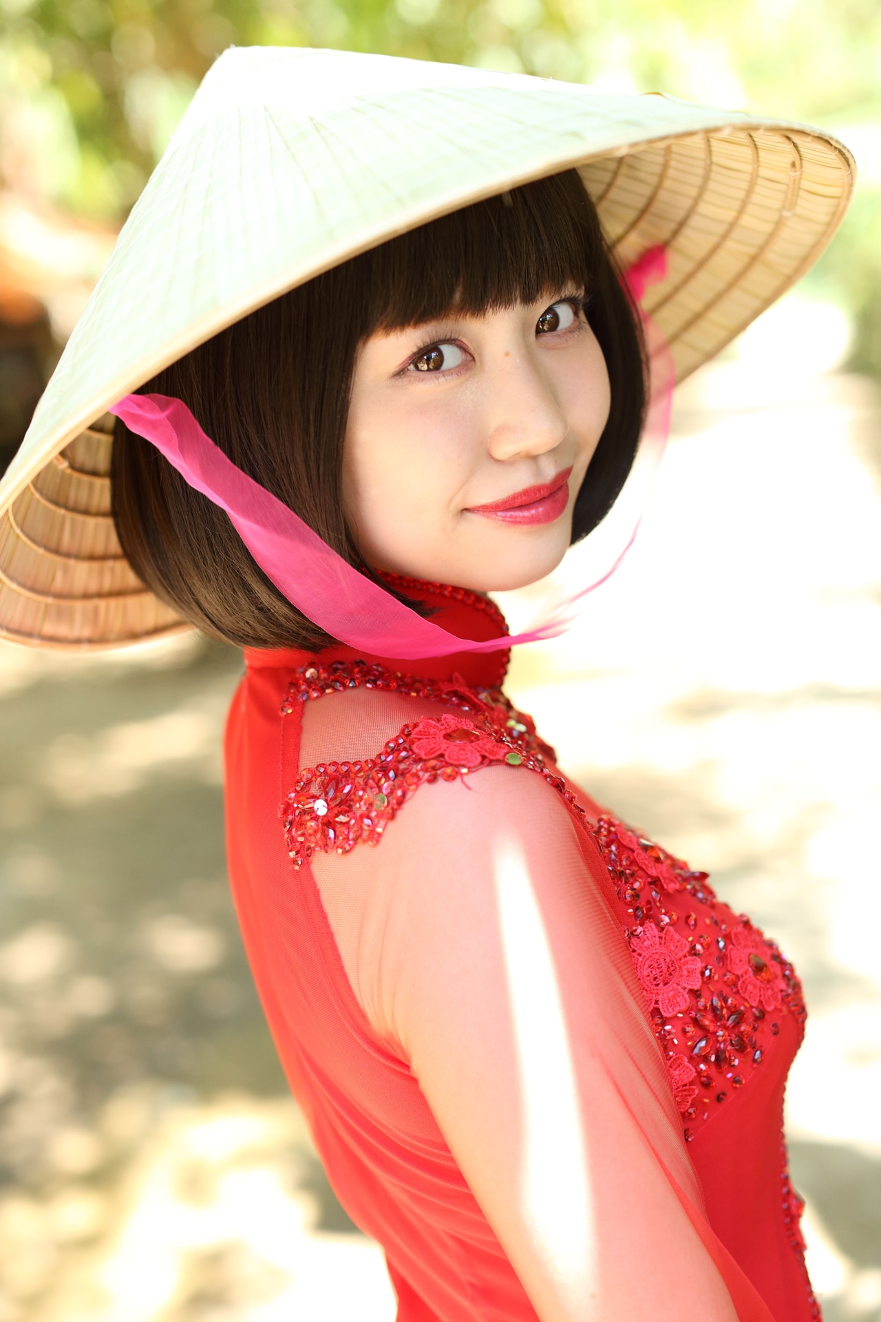 新木さくら1st写真集「sakura days」（仮）より 。（発行：東京ニュース通信社）