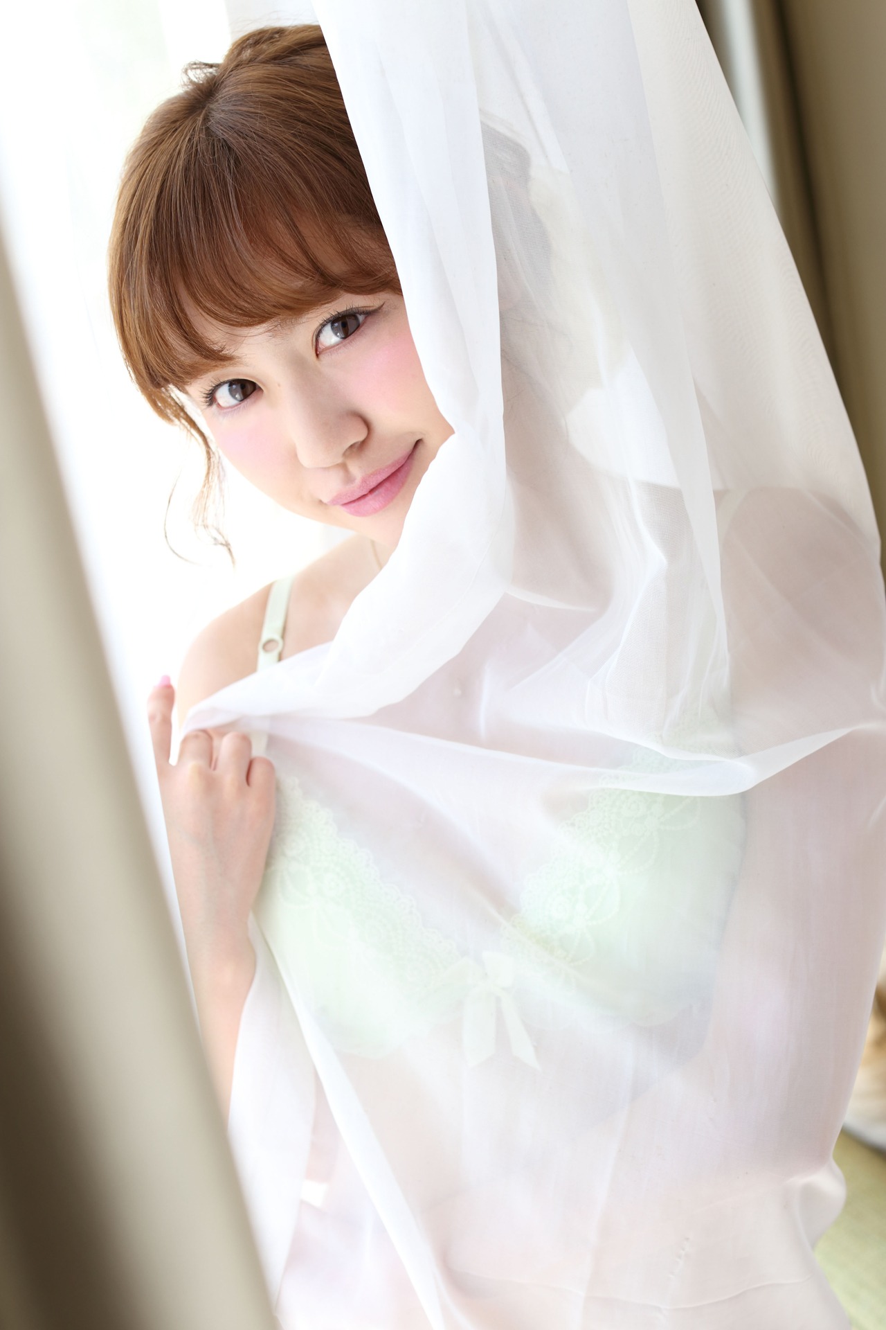 新木さくら1st写真集「sakura days」（仮）より 。（発行：東京ニュース通信社）