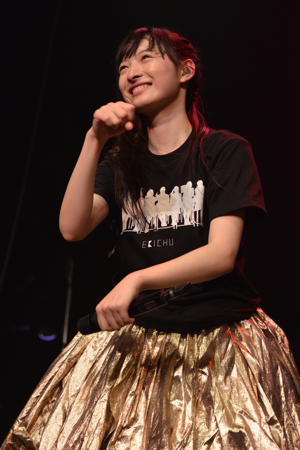 松野莉奈