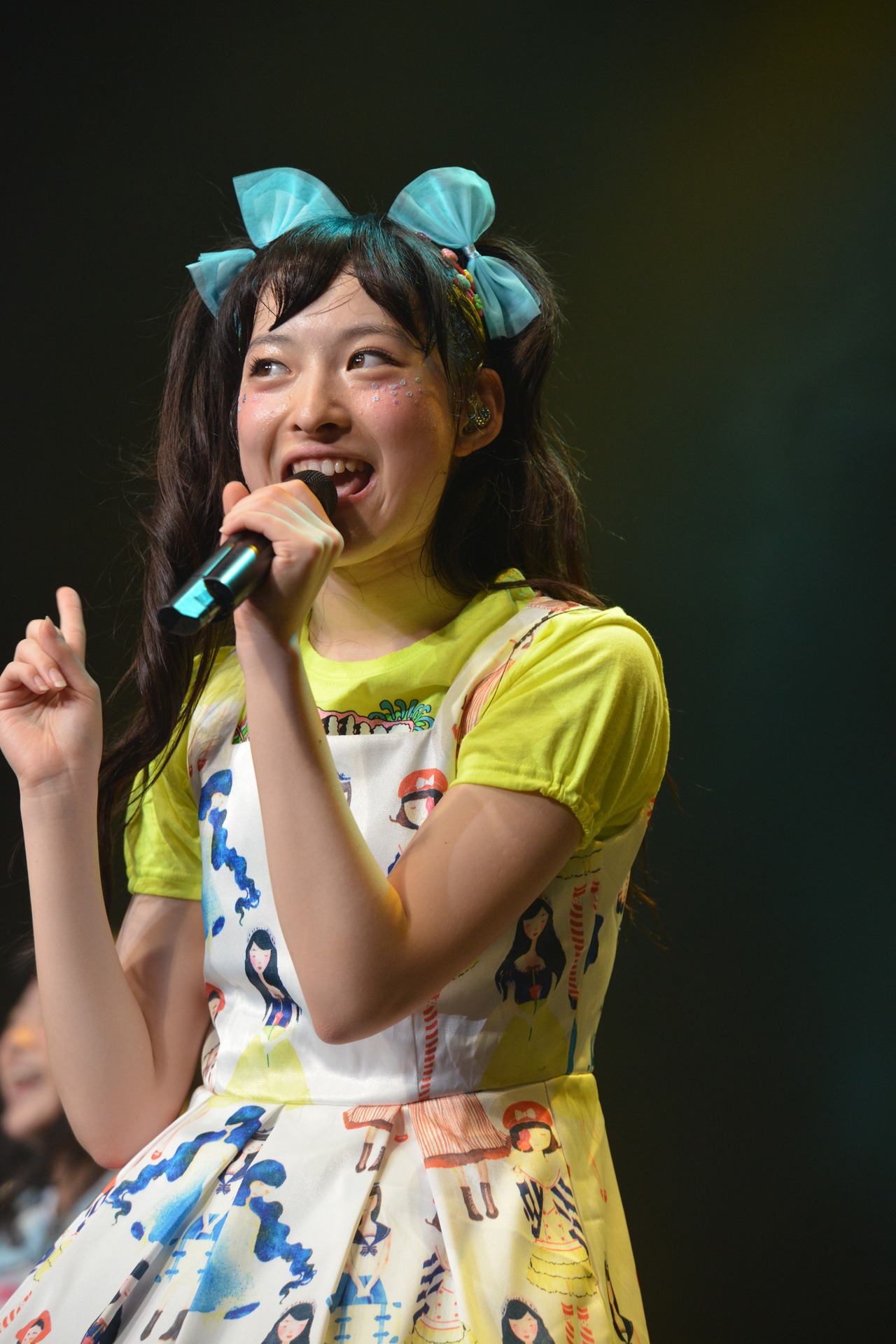 松野莉奈