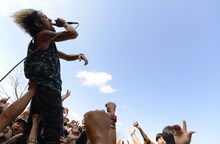 The BONEZ（撮影：半田安政[showcase]）