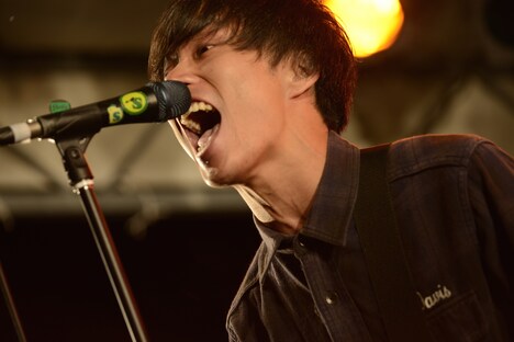 庵原将平（Vo, B / SHANK）（撮影：半田安政[showcase]）