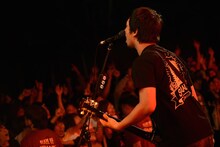 松崎兵太（G, Cho / SHANK）（撮影：半田安政[showcase]）