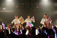 東京・原宿アストロホールで行われた「イヤホンズ 単独1stライブ」の様子。