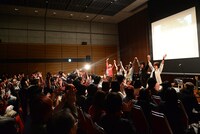 神田莉緒香のライブの様子。（写真提供：ストロボライツ）