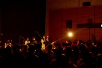 神田莉緒香のライブの様子。（写真提供：ストロボライツ）