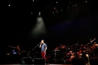 SING LIKE TALKING「SING LIKE TALKING Premium Live 27/30 ～シング・ライク・ストリングス～」東京・昭和女子大学人見記念講堂公演の様子。（撮影：多月宏文）