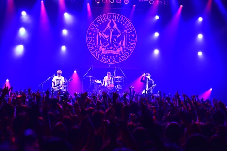 THE PREDATORSの東京・Zepp Tokyo公演の様子。（撮影：橋本塁 / SOUND SHOOTER）