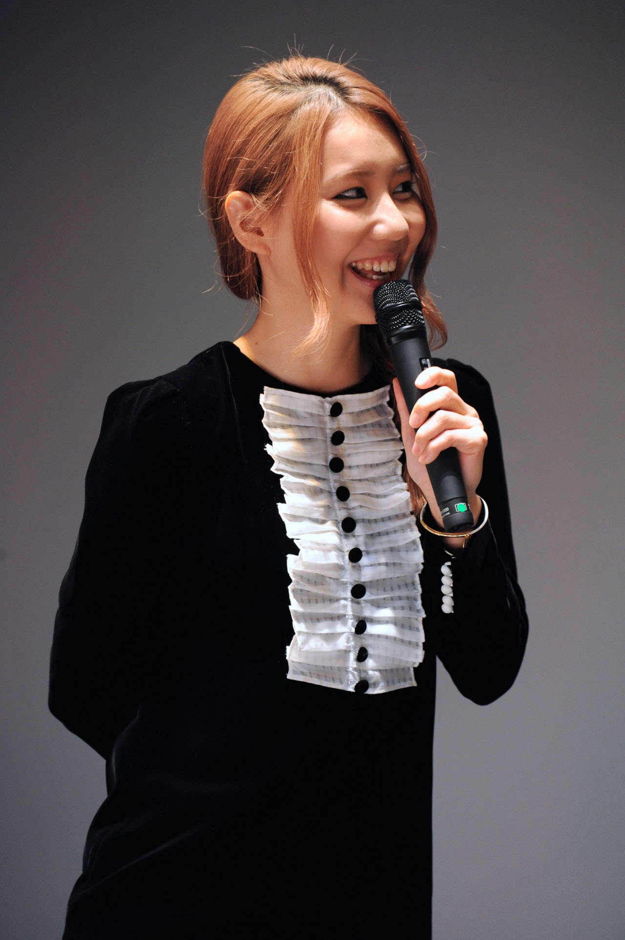 TOMOMI（B, Vo）