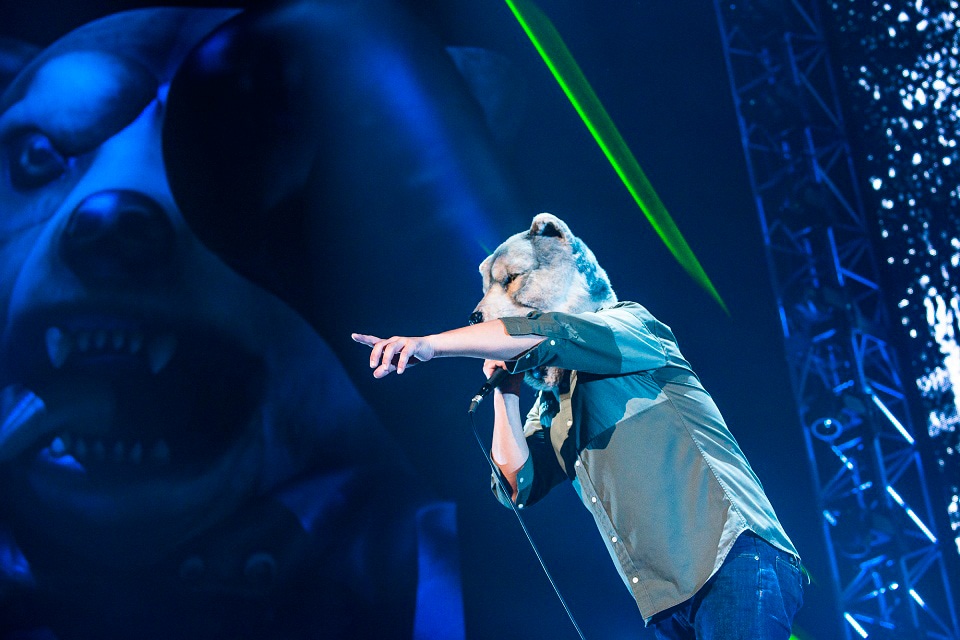 「Out of Control JAPAN Tour 2015」埼玉・さいたまスーパーアリーナ公演の様子。（写真提供：ソニー・ミュージックレコーズ）