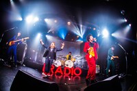 「POWER OF LIFE～ファンカジスタツアー2015～」東京・LIQUIDROOM公演の様子。（撮影：木場ヨシヒト）