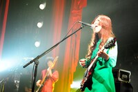 「SUNRISE JOURNEY TOUR 2015」赤坂BLITZ公演の様子。（写真提供：ユニバーサルミュージック）