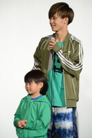 伊藤瑠威くん（左）とタクヤ（右）。