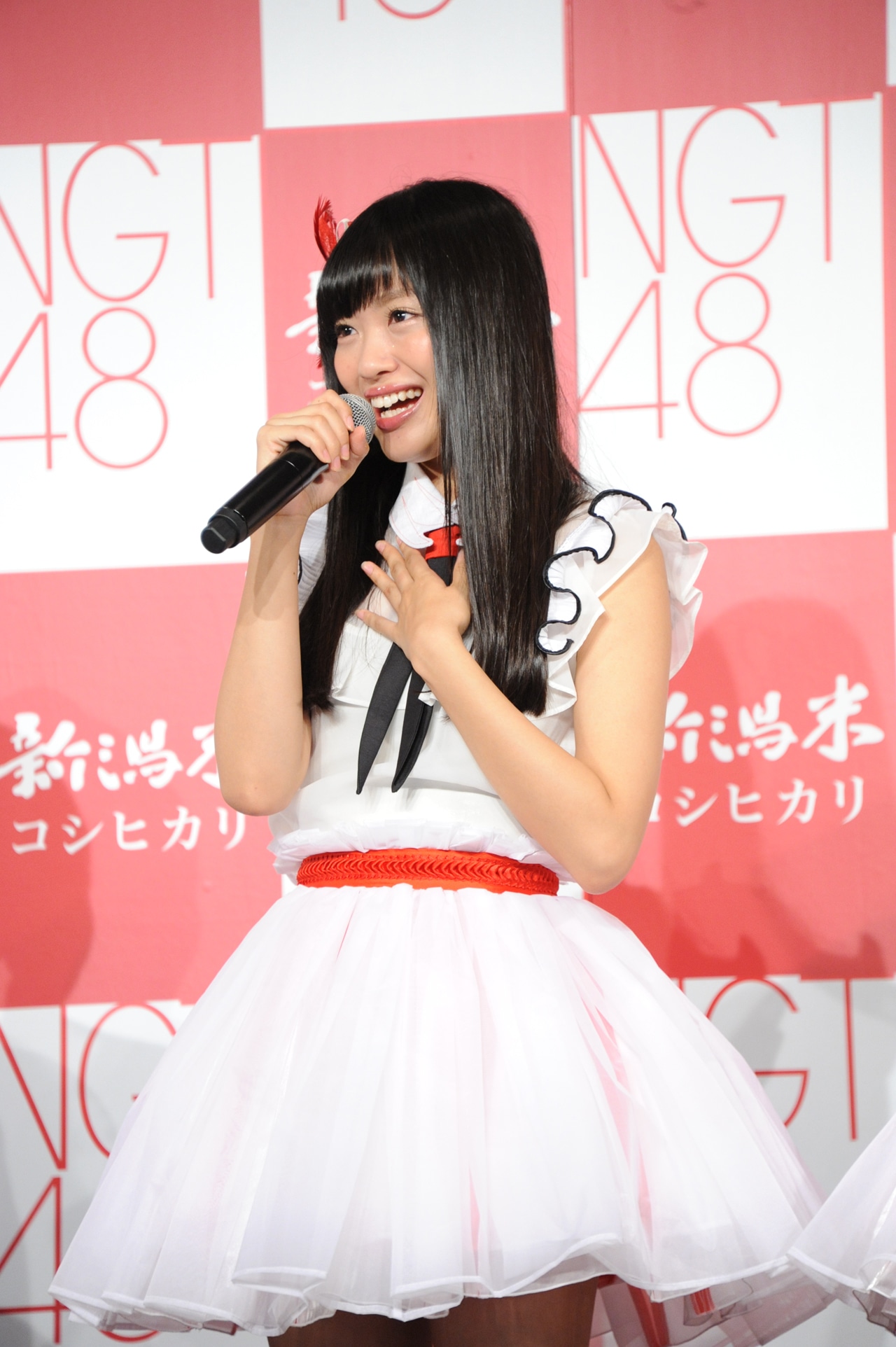 北原里英