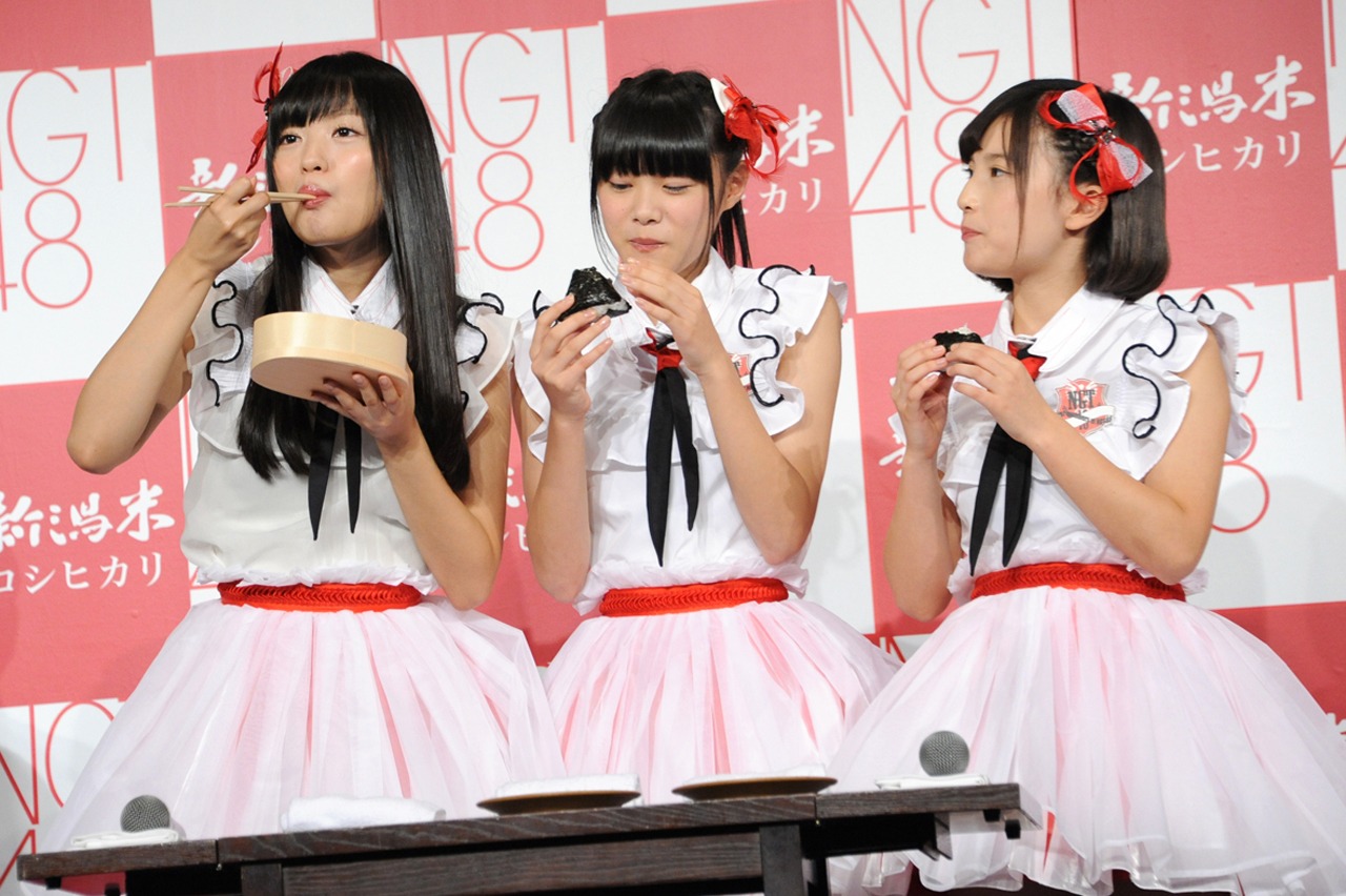 「『新潟米×NGT48』新米収穫発表会」の様子。