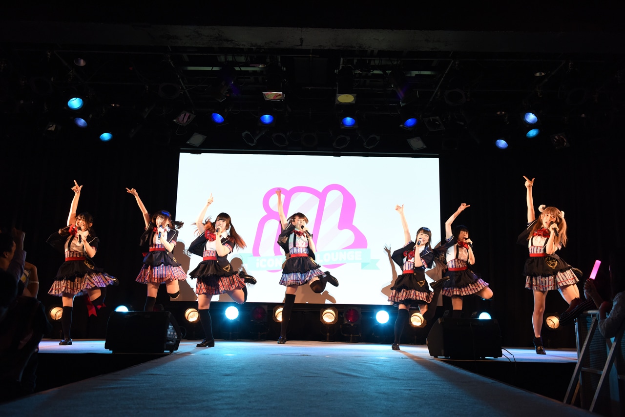 ディア☆によるライブの様子。