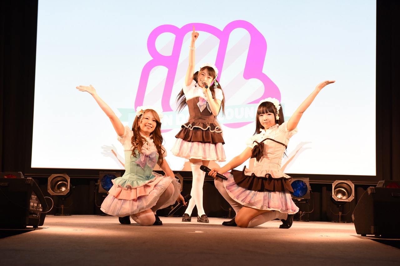 Carnival☆Starsによるライブの様子。