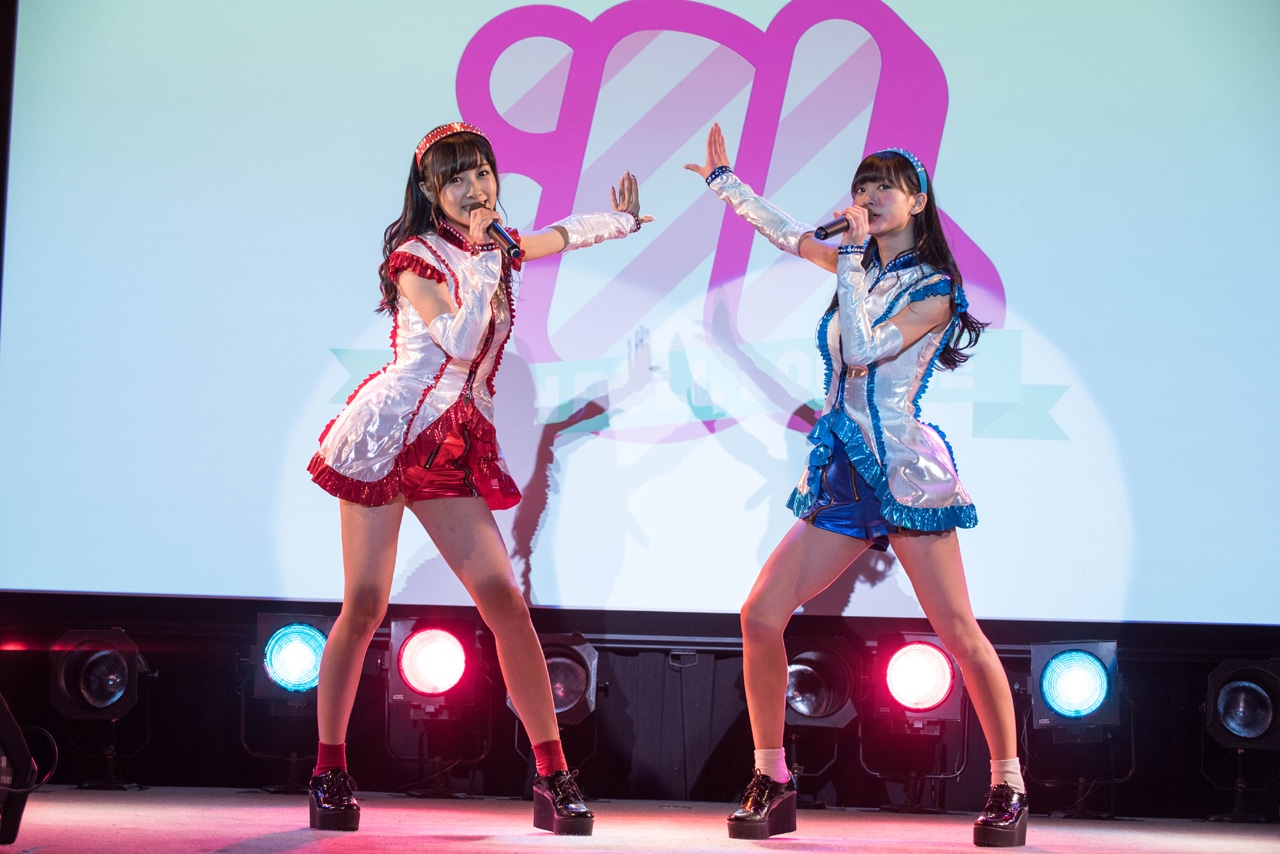 ななのんによるライブの様子。