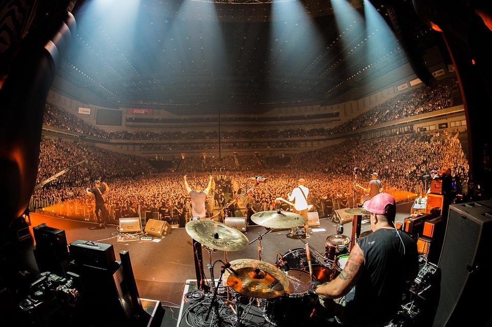 「Out of Control JAPAN Tour 2015」埼玉・さいたまスーパーアリーナ公演よりZebraheadのライブの様子。（Photo by Nobuyuki Kobayashi & Daisuke Sakai）