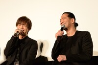 左から岩田剛典（EXILE、三代目 J Soul Brothers from EXILE TRIBE）、EXILE HIRO。