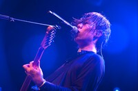 野田洋次郎（Vo, G）（Photo by Abbey Raymonde）