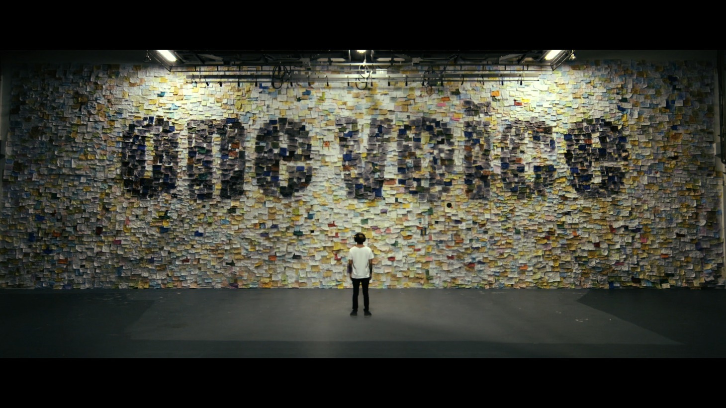 降谷建志「One Voice」コラボMVのワンシーン。