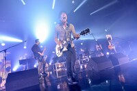 「flumpool LIMITED TOUR 2015『R→LOOF PLAN ～大人の屋根裏計画～』」愛知・Zepp Nagoya公演の様子。（撮影：古渓一道）