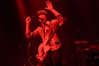 山村隆太（Vo）（撮影：古渓一道）