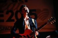 藤巻亮太（撮影：上山陽介）