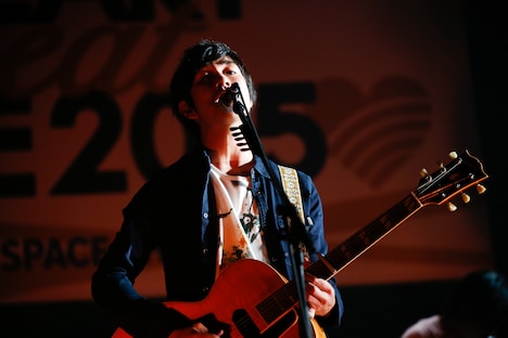 藤巻亮太（撮影：上山陽介）