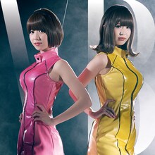 バニラビーンズ「女はそれを我慢しない / ビーニアス / lonesome X」初回限定盤ジャケット