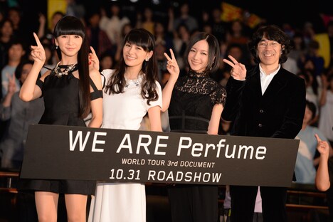 フォトセッションの様子。(c)2015"WE ARE Perfume" Film Partners.
