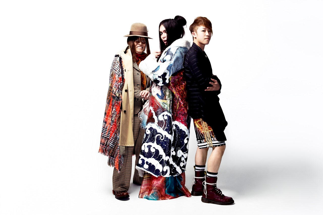 LIFE IS GROOVEの新たなアーティスト写真。